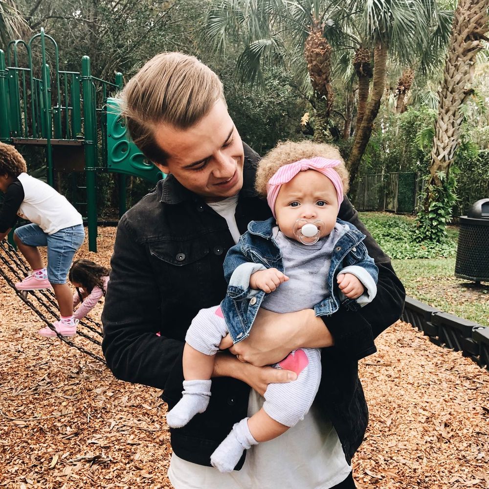 Meet your Posher, Cole